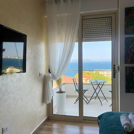 Sunny Breeze Avlonya