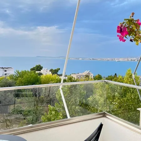 Apartment Sunny Breeze Vlorë